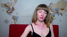 Ukrainian amateur MILF flashes tits on webcam