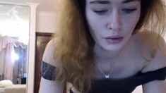 Amateur Webcam Teen Masturbates And Teases